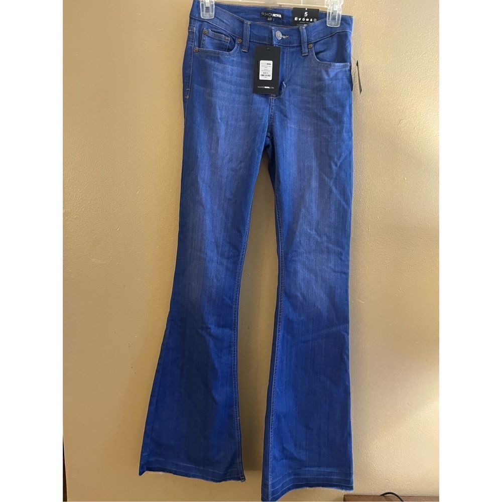 Fashion Nova Flare Stretch Jeans Size 5